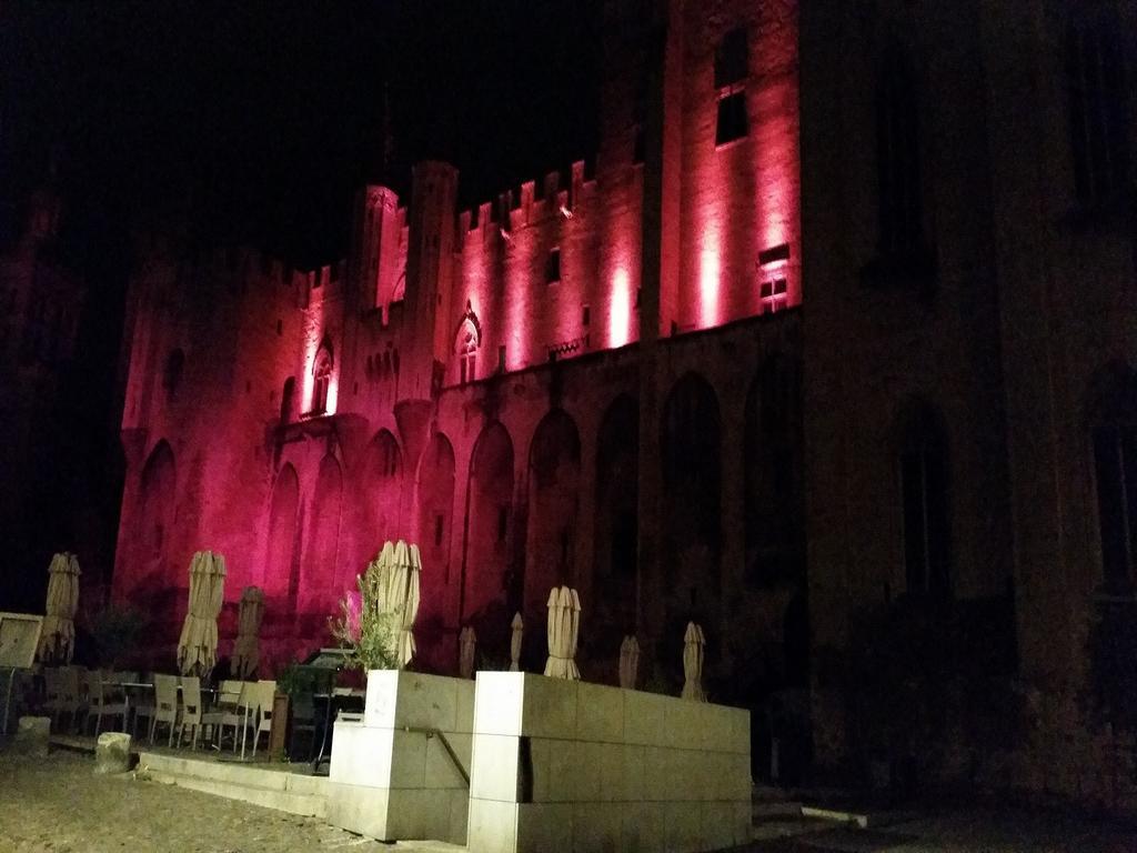 Hotel Du Palais Des Papes Aviñón Exterior foto